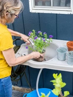 Riverstone Outdoor Sink -Gardening Sales Store 3 4 crop 8608797 0134 tif