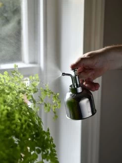 Indoor Plant Mister -Gardening Sales Store 3 4 crop 8612962 02V tif