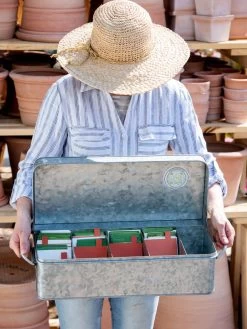 Gardening Sales Store -Gardening Sales Store 8610573 144 tif