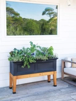 Fairfield Self-Watering Elevated Garden Bed